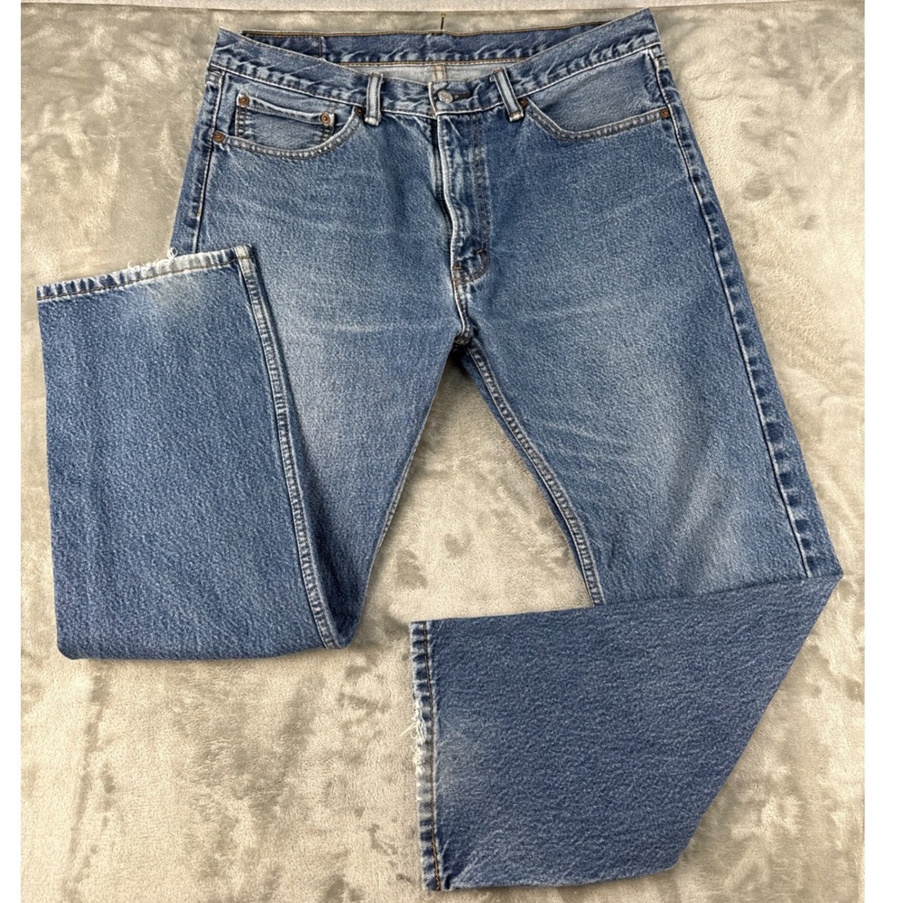 Levi's Jeans Mens 36x30 505 Regular Fit Blue Medium Wash Denim EUC